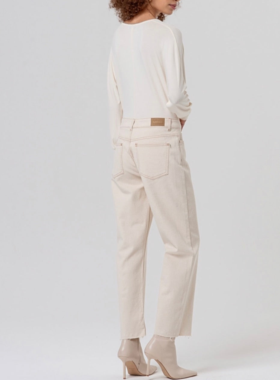 Jeans dritti con orlo sfrangiato Surkana