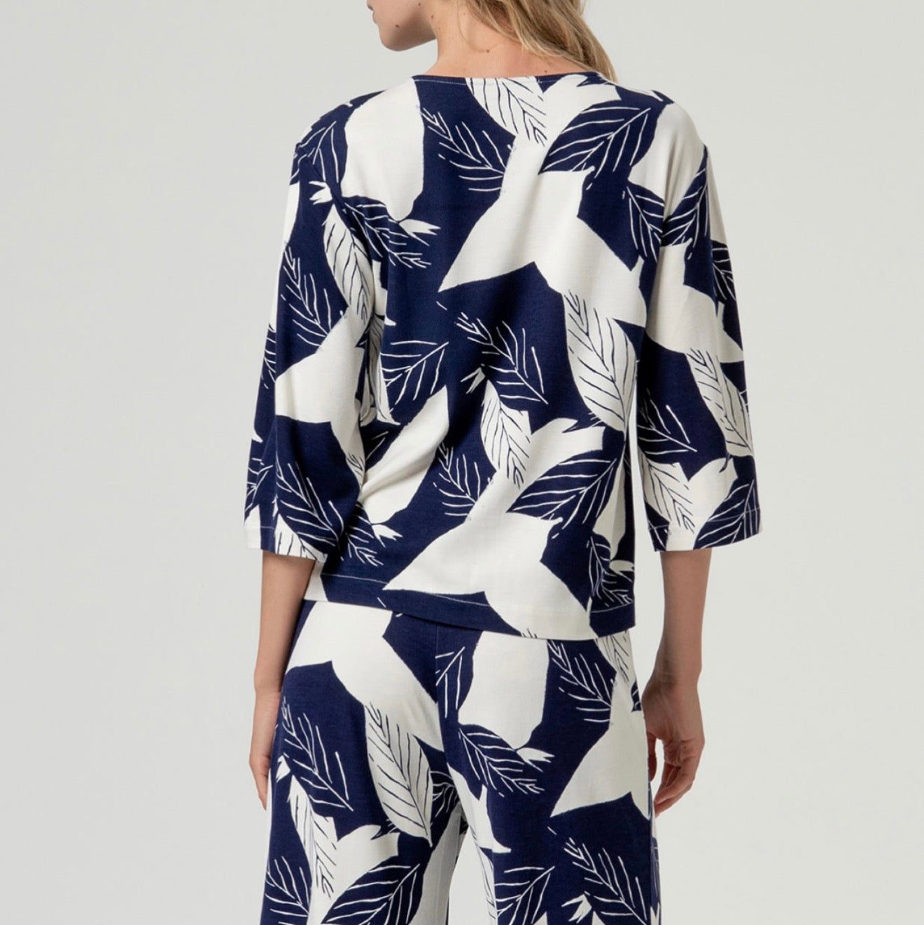 T-shirt a foglia Surkana