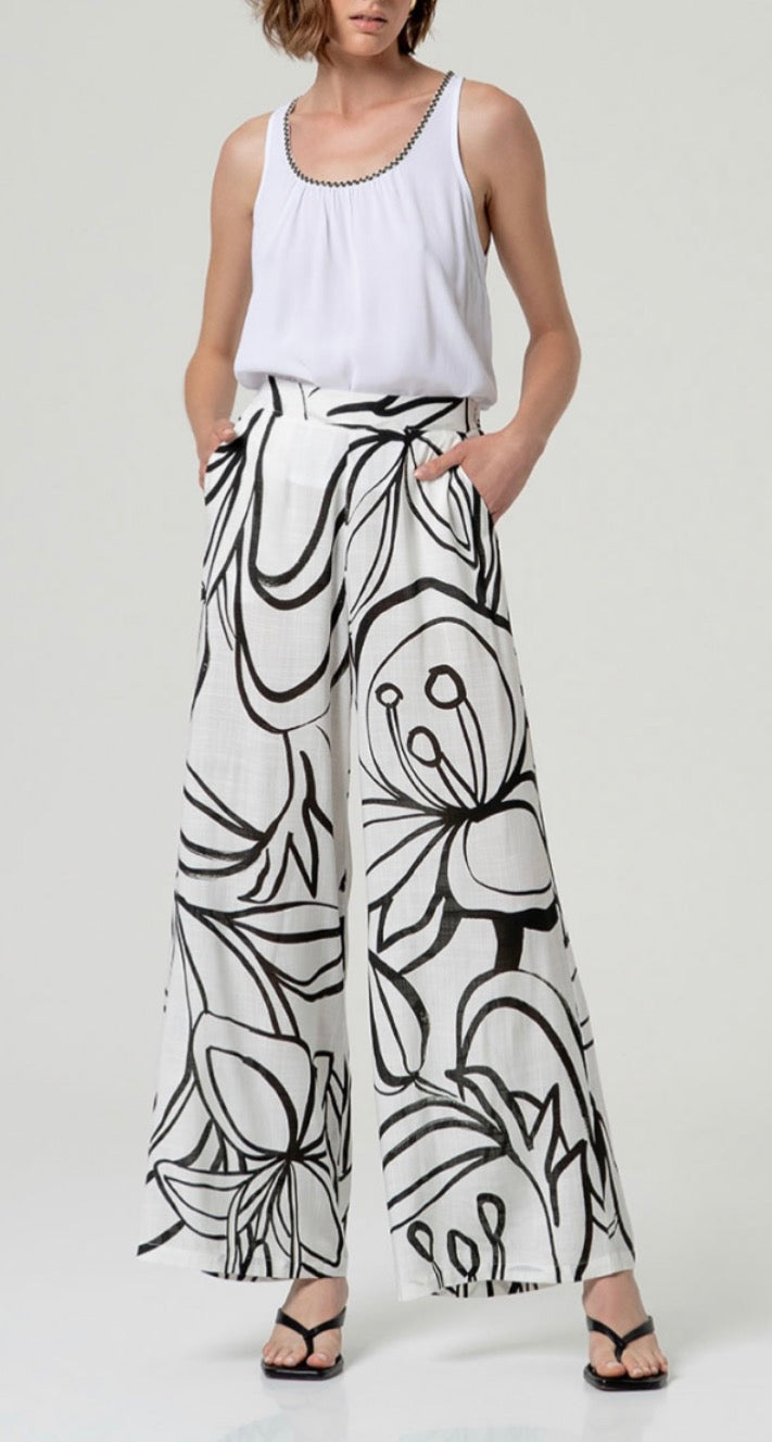 Pantaloni larghi Surkana