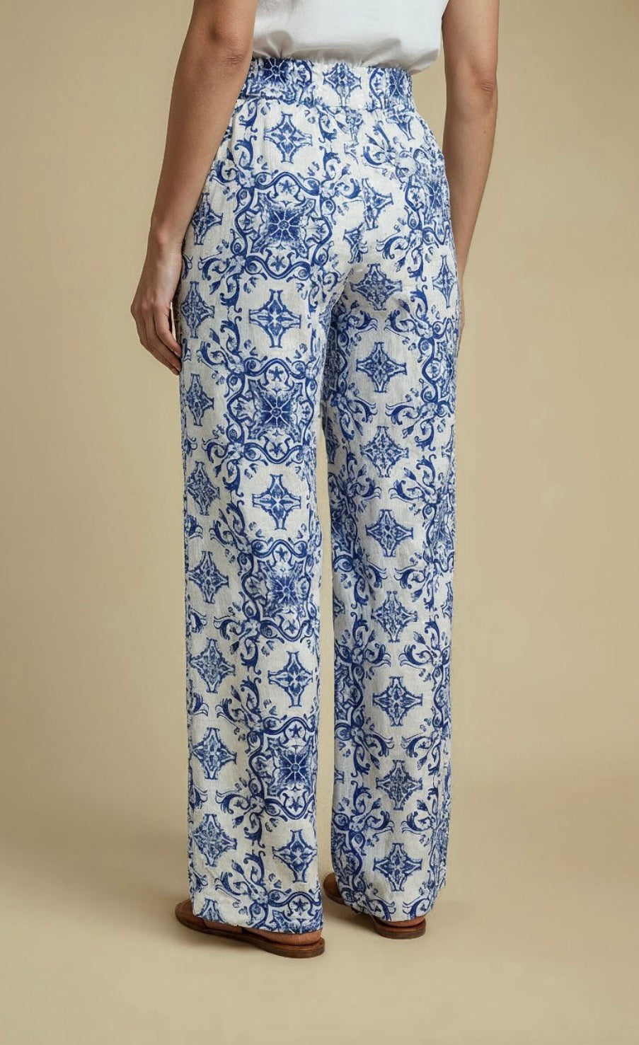 Pantaloni Surkana