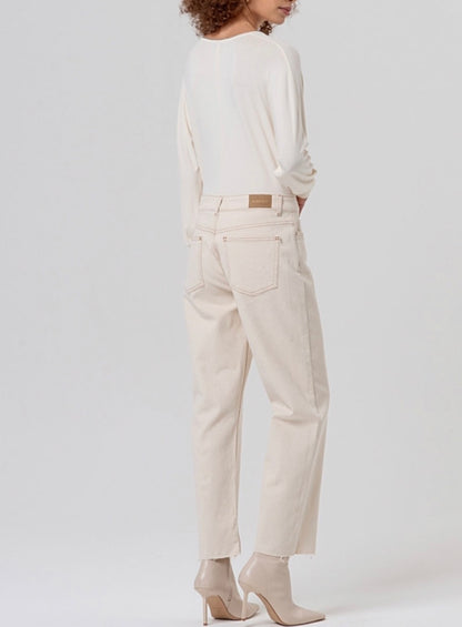 Jeans dritti con orlo sfrangiato Surkana
