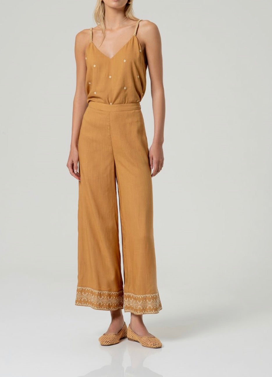 Pantaloni ricamati