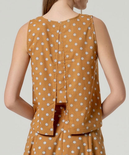 Top senza maniche con scollo rotondo Surkana