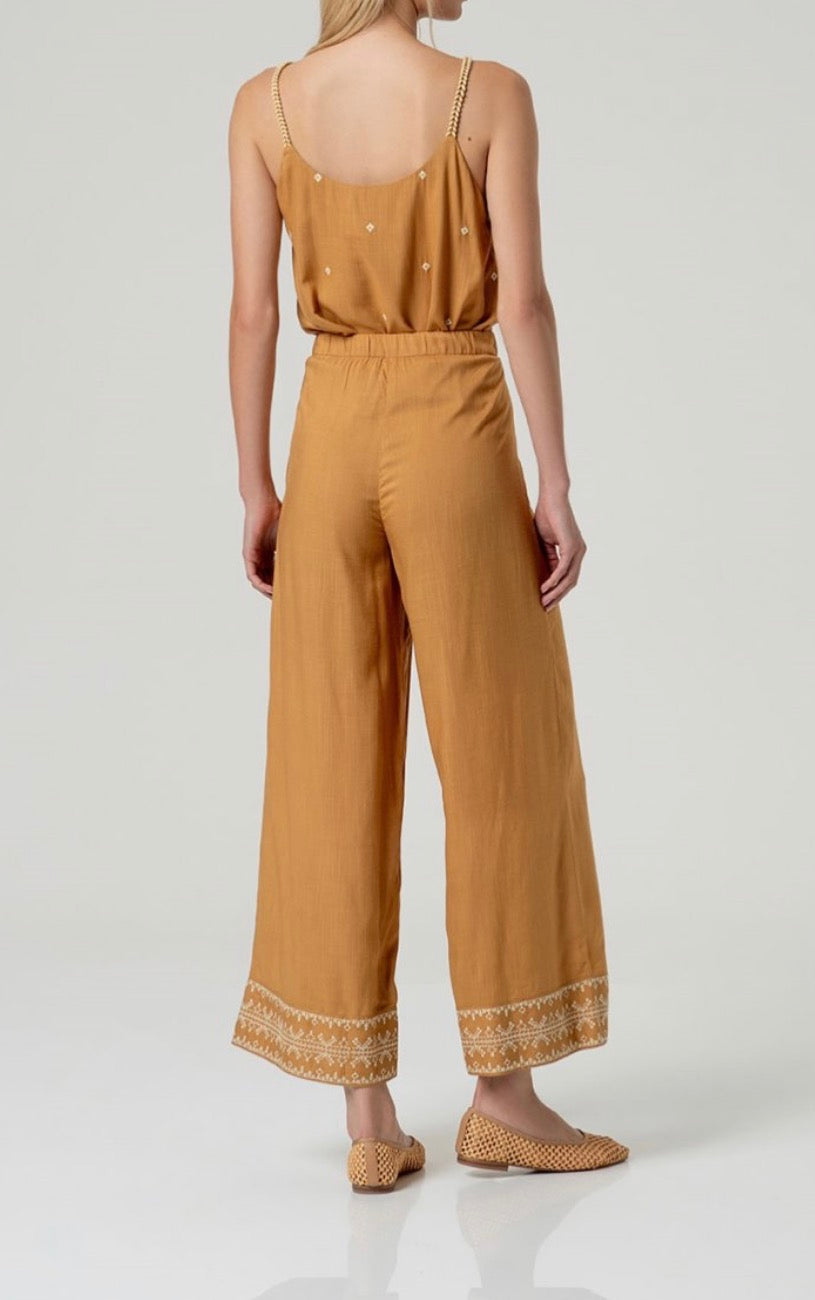Pantaloni ricamati