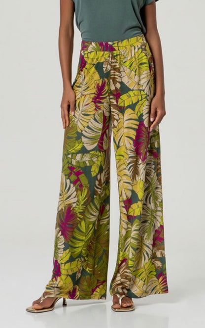 Pantaloni larghi Surkana