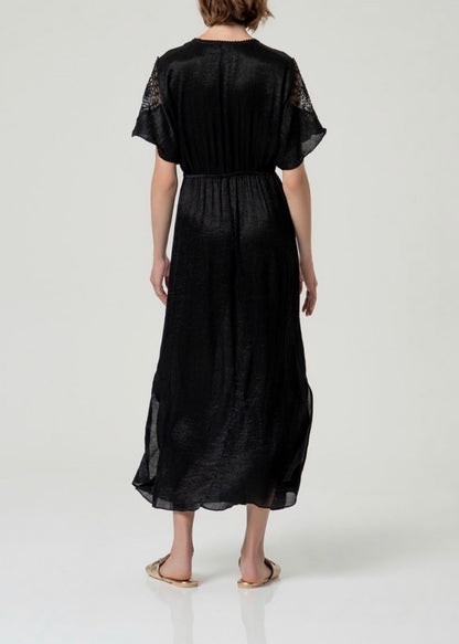 Vestito lungo con scollo incrociato Surkana