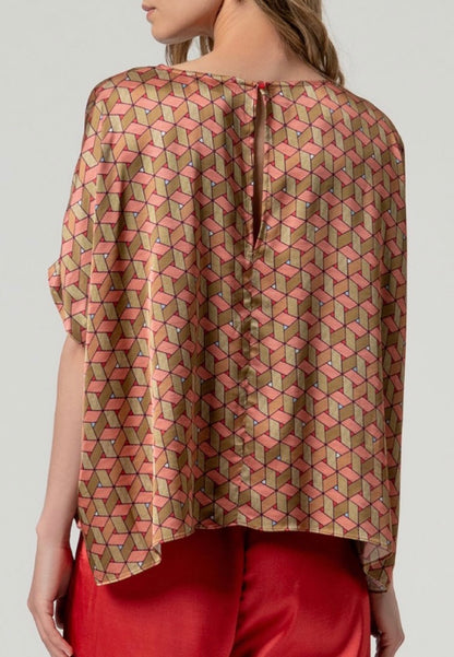 Blusa stile capa Surkana