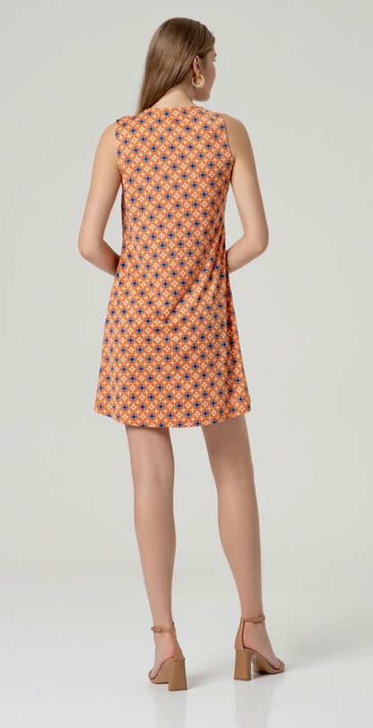 Vestito a spalline con drappeggio sulla spalla .