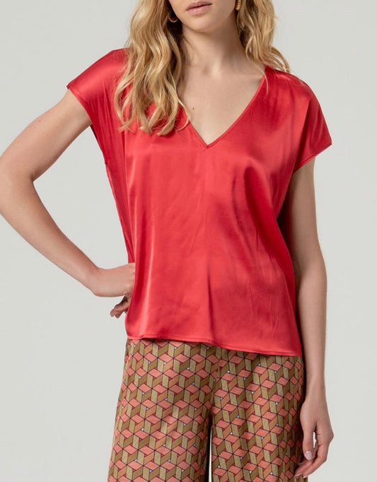 Blusa con collo a V Rosso Surkana