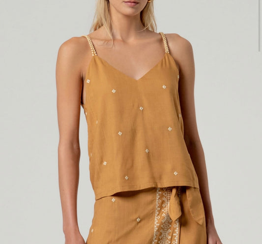 Top ricamato Surkana